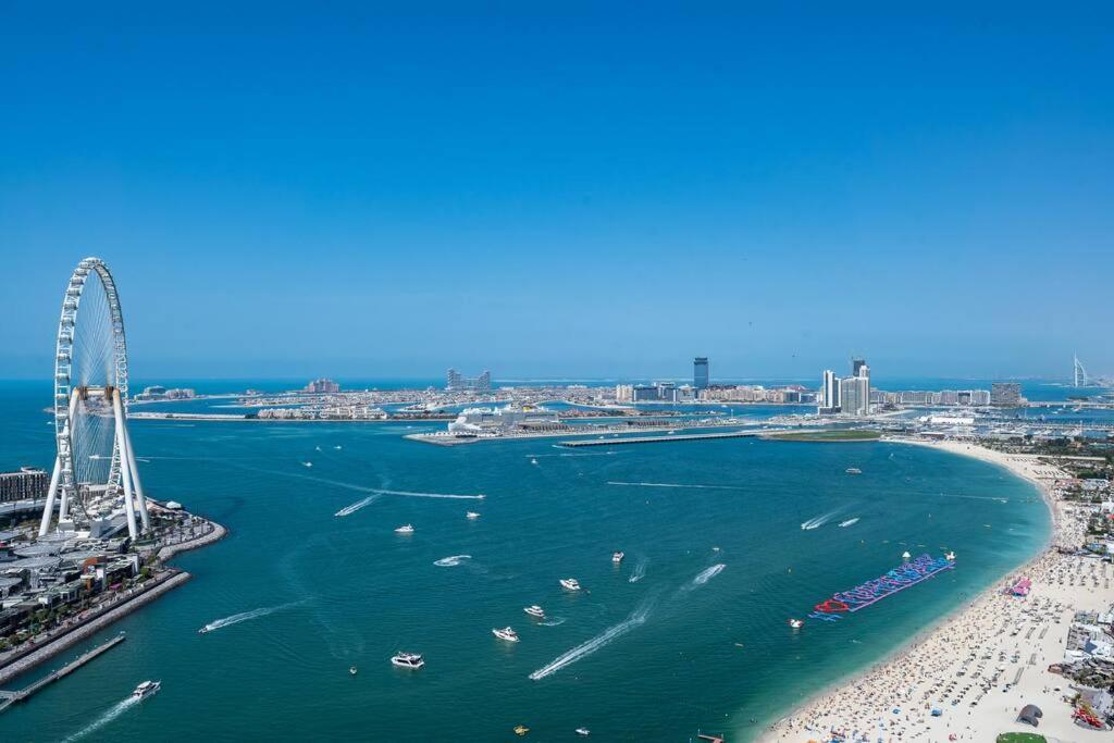 Suiteable Homes - Sensational 3 Bedroom With Mesmerizing Seaview Dubai