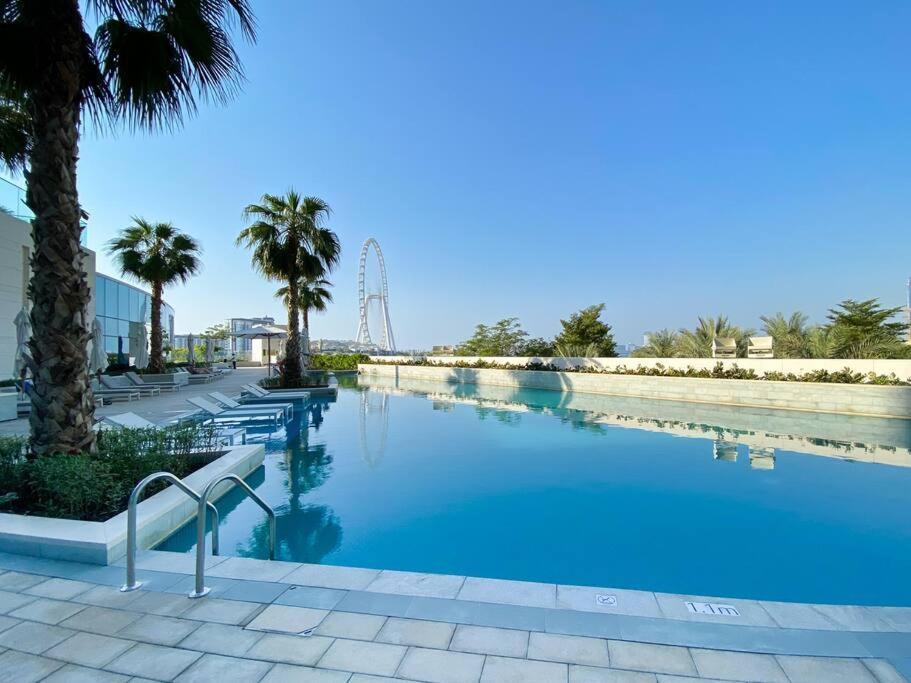 Suiteable Homes - Sensational 3 Bedroom With Mesmerizing Seaview * Dubai